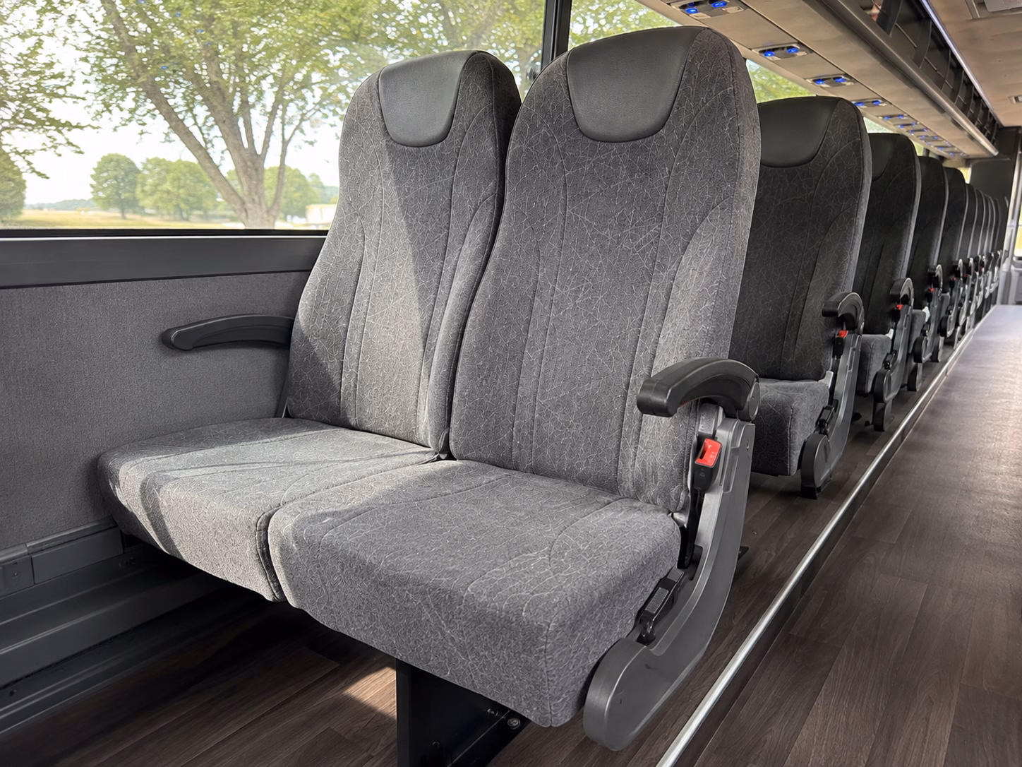 charter buses to seattle spokane and portland from pasco