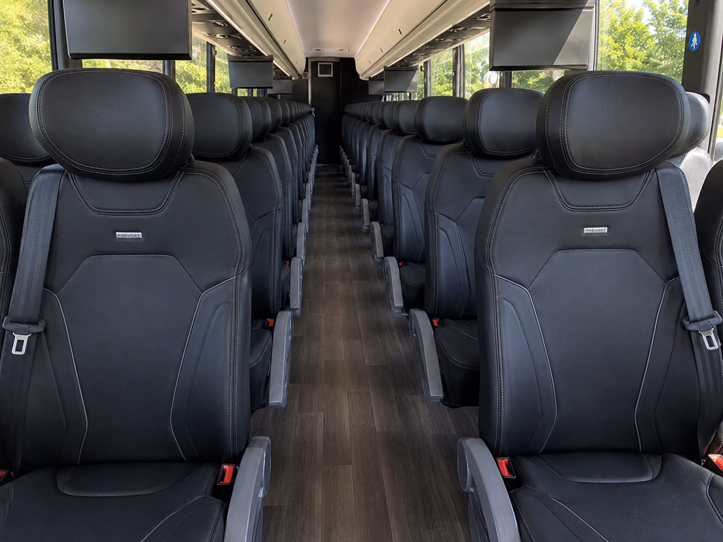 long distance charter buses from pasco to seattle spokane and beyond